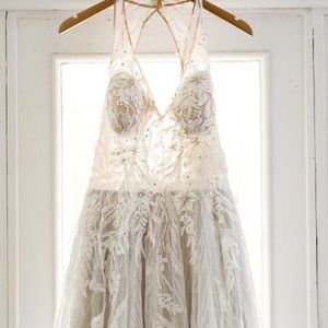 Wedding dress with custom veil and garter